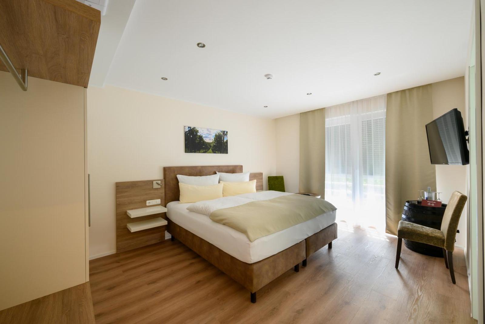 Gaestehaus Zum Weintraum Eimsheim Luaran gambar